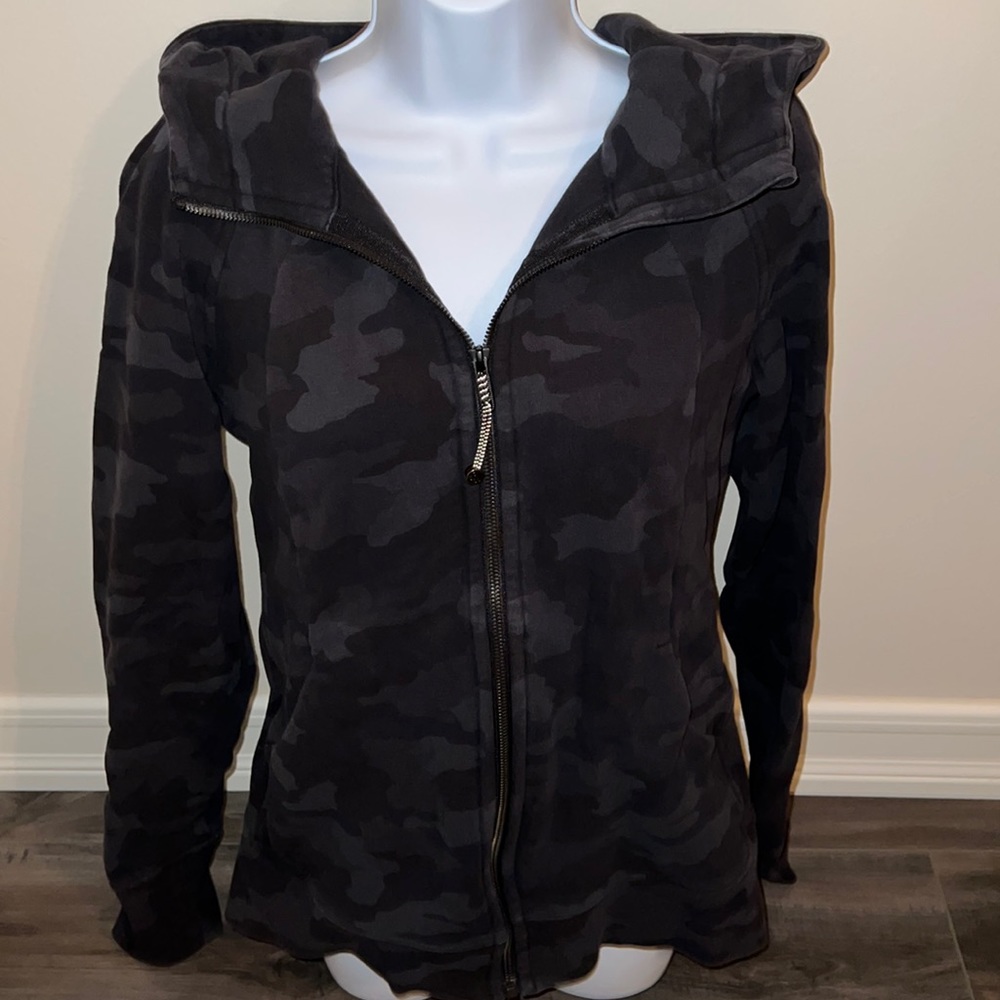 Lululemon athletica hoodie